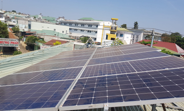 PCCC QUỐC TÙNG THI CÔNG HỆ THỐNG NĂNG LƯỢNG MẶT TRỜI CHO CHÚ BÔNG NAM BAN LÂM HÀ LÂM ĐỒNG